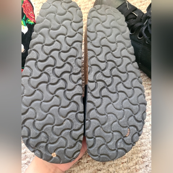 Birkenstock 🖤 - Picture 7 of 7